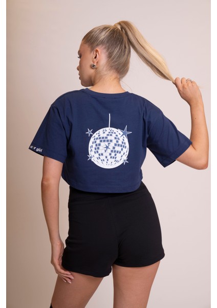 Delicate Kadın Lacivert Oversize Kısa Kollu Crop Tişört – %100 Pamuk Sırtı Baskılı Disco Top Tasarımı, Günlük Rahat Stil, Sokak Modası