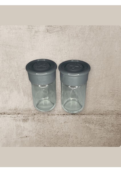 2 Adet Cam Tuzluk Plastik Kapaklı (Kutuludur)- 75 cc