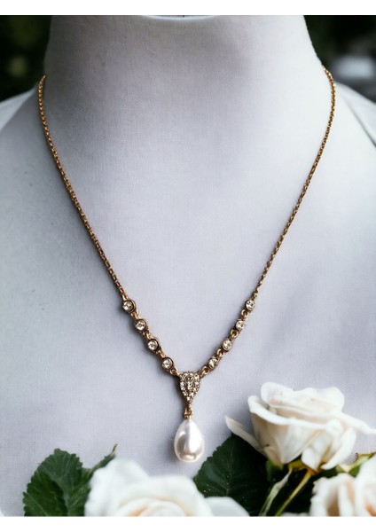 Zirkon Taşlı Su Yolu Zincirli Mayorka İnci Kolye modelleri