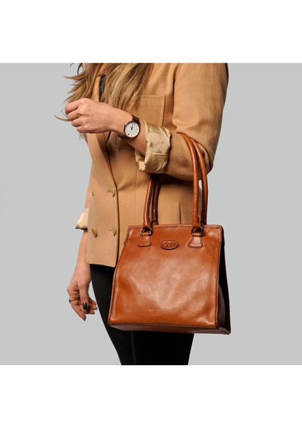 Kadın Handmade Deri Çıt Çıt Kapamalı Logo Detaylı El Ve Omuz Çantası ARMO