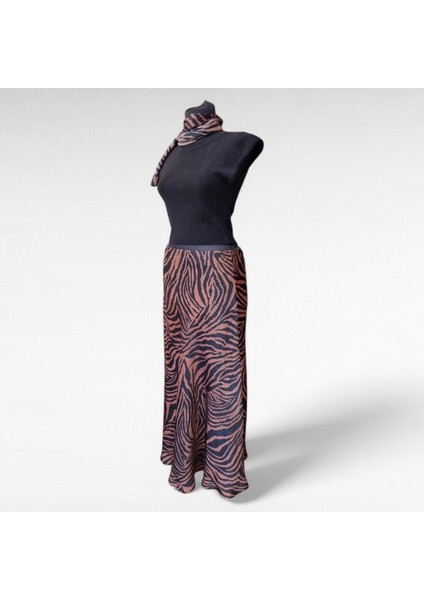 Zebra Desenli Kahverengi Saten Etek fırsatları