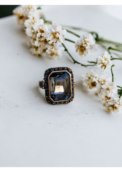 Kristal Taşlı Baget Yüzük