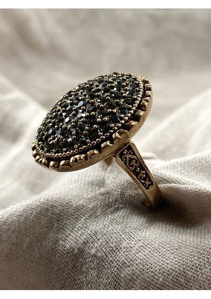 Zirkon Taşlı Daire Yüzük fırsatları