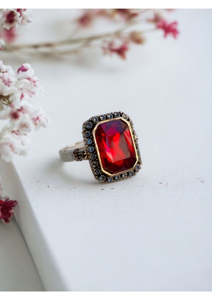 Kristal Taşlı Baget Yüzük