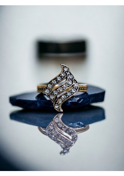 Zirkon Taşlı Yüzük