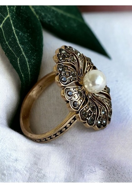 Zirkon Taşlı Inci Çiçek Yüzük fiyatları