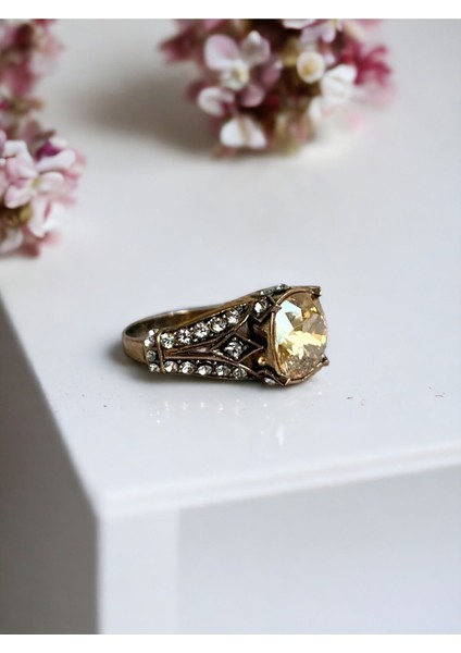 Sarı Kristal Taşlı Yüzük modelleri