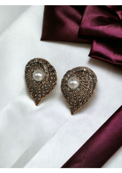 Deniz Kabuğu Figürlü İnci Küpe fiyatları