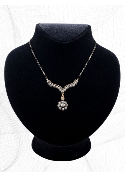 Papatya Desenli Zirkon Taşlı Kolye indirimleri