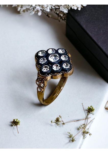 Zirkon Taşlı Elmas Montür Yüzük fiyatları