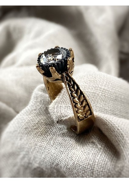 Elmas Kesim Zirkon Taşlı Tektaş Yüzük fırsatları