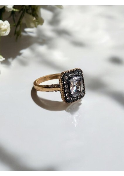 Zirkon Taşlı Baget Yüzük modelleri