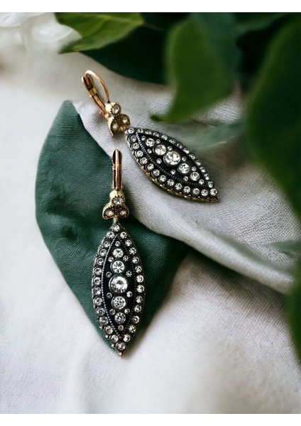 Zirkon Taşlı Elmas Montür Mekik Küpe