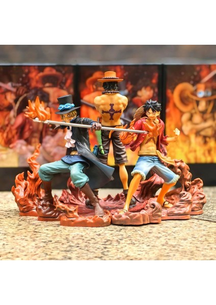 One Piece Luffy Sauron Anime Heykeli Model Süsleri (Yurt Dışından)