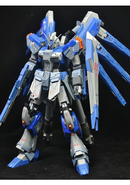 Gundam Model Mg Monte Model Güçlü Saldırı Yenidoğan Ücretsiz Unicorn Model Oyuncaklar 15-25CM (Yurt Dışından)