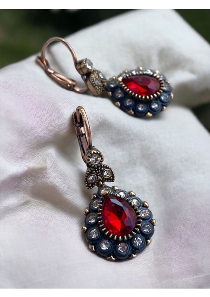 Zirkon Taşlı Su Damlası Küpe fiyatları