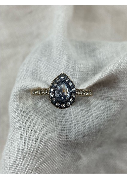 Swarovski Taşlı Su Damlası Yüzük fiyatları
