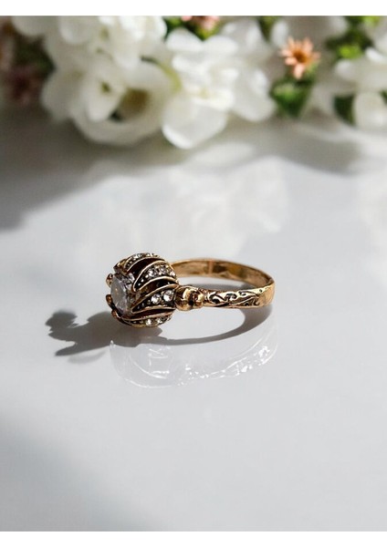 Zirkon Taşlı Elmas Montür Yüzük