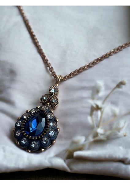 Zirkon Taşlı Su Damlası Kolye fiyatları