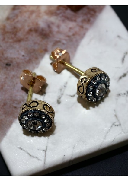 Zirkon Taşlı Yuvarlak Minimal Pimli Küpe