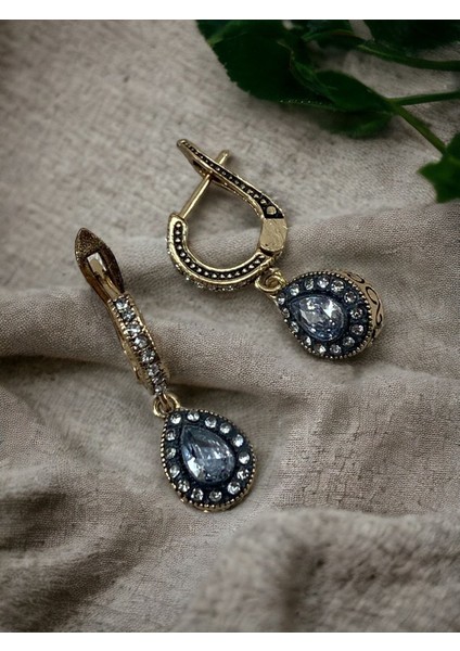 Zirkon Taşlı Oval Kesim Sallantılı Küpe fiyatları