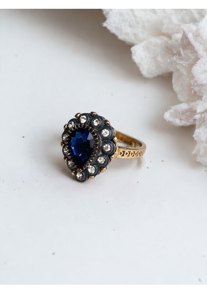 Zirkon Taşlı Su Damlası Yüzük modelleri