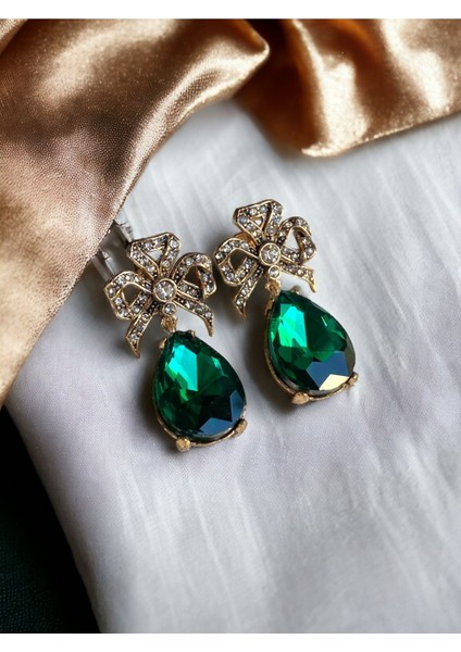 Zirkon Taşlı Fiyonk Küpe