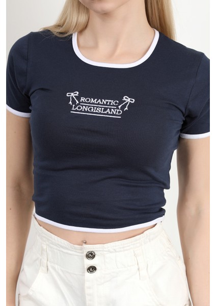 Kadın U Yaka Romantic Nakışlı T-Shirt Lacivert - 925054