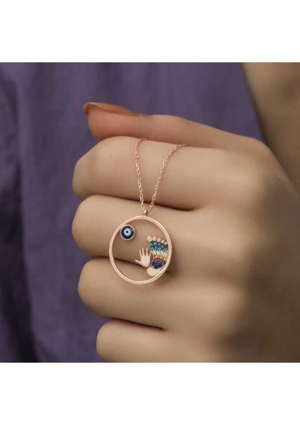 Gümüş Rose Nazarlı El ve Ayak Izi Kadın Kolye CSR2180586 fırsatları