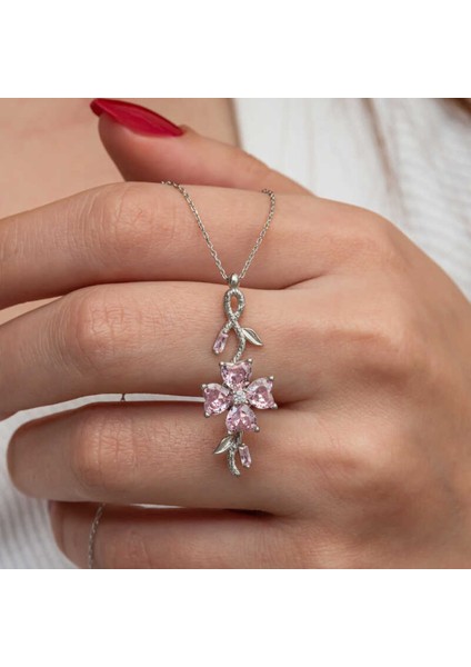 Gümüş Dönen Pembe Yonca Kadın Kolye CSR2181109