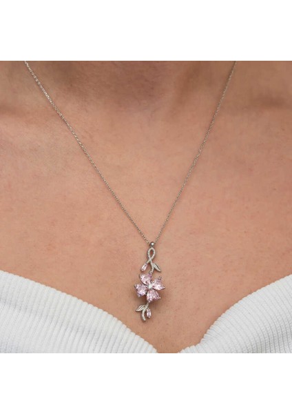 Gümüş Dönen Pembe Yonca Kadın Kolye CSR2181109 fırsatları