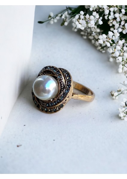 Black Diamond Taşlı Inci Yüzük
