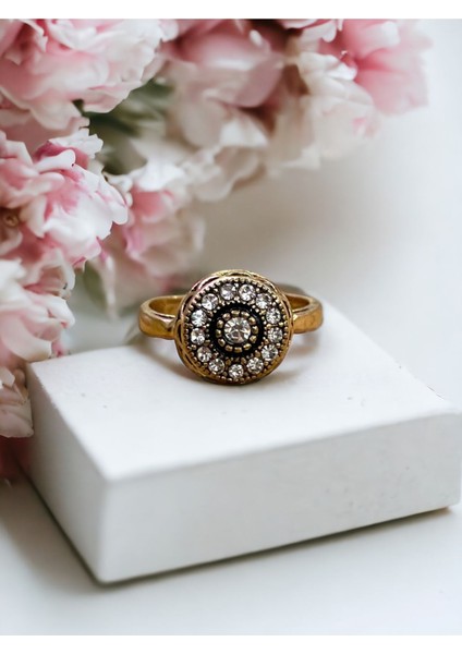 Yuvarlak Kesim Minimal Yüzük fiyatları