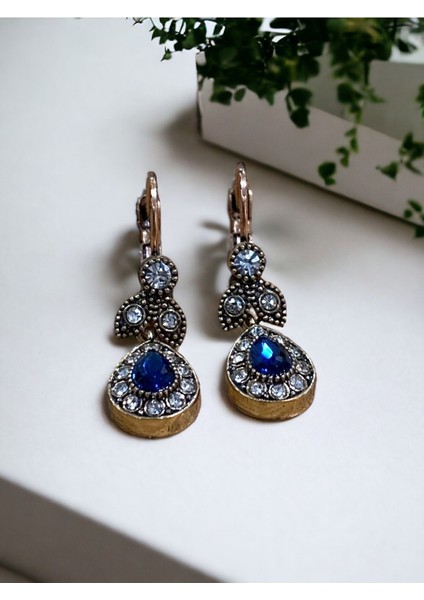 Kristal Taşlı Küçük Su Damlası Sallantılı Küpe fiyatları