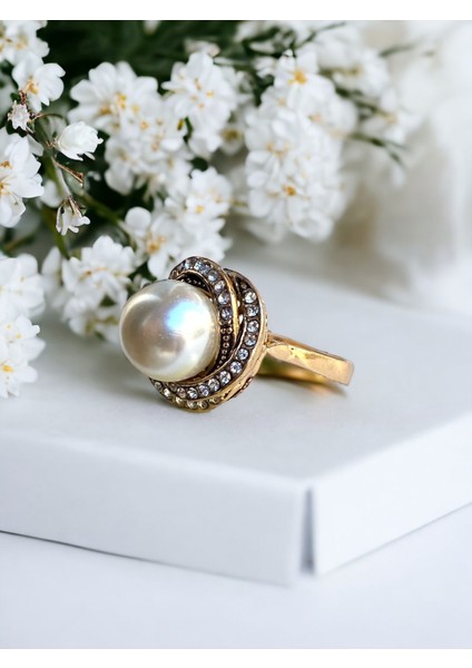 Zirkon Taşlı İnci Yüzük