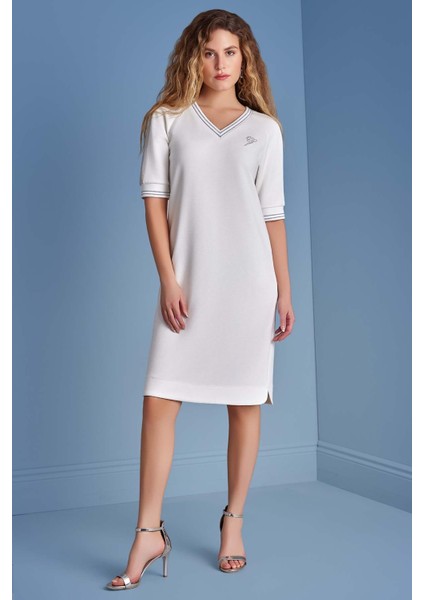 V Yaka Beyaz Örme Elbise fiyatları