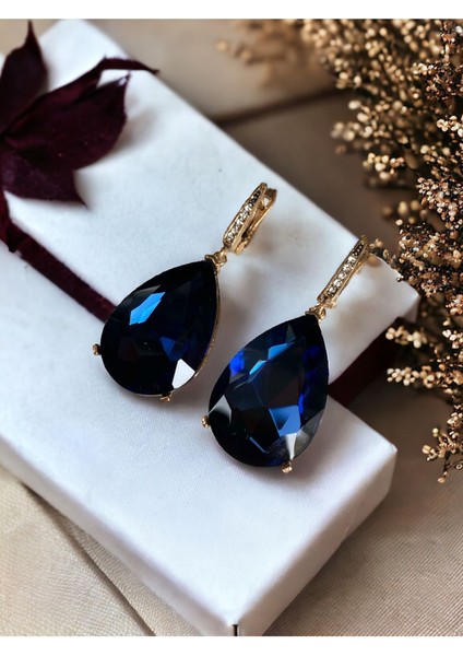Kristal Taşlı Büyük Su Damlası Sallantılı Küpe modelleri