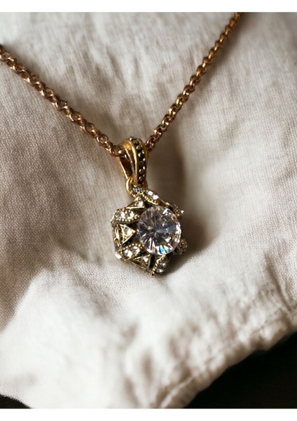 Elmas Montür Taşlı Kolye fırsatları