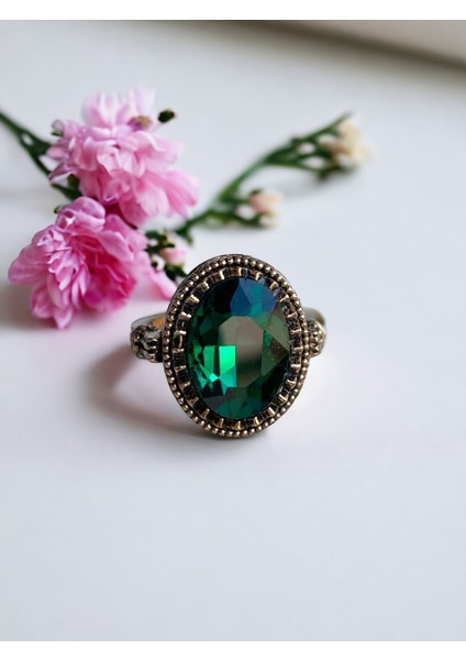 Kristal Taşlı Oval Yüzük fiyatları