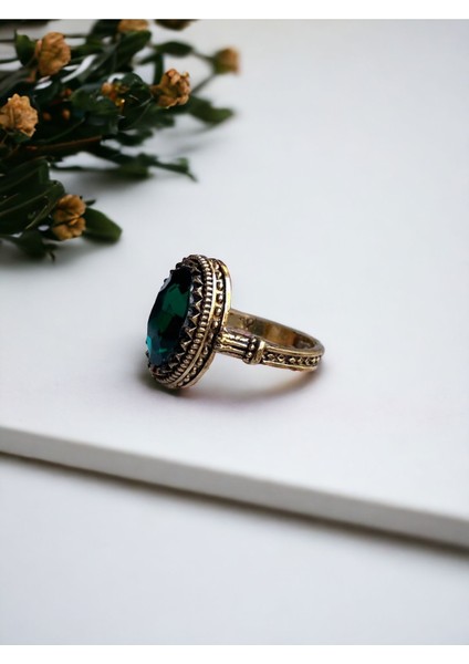 Kristal Taşlı Oval Yüzük modelleri