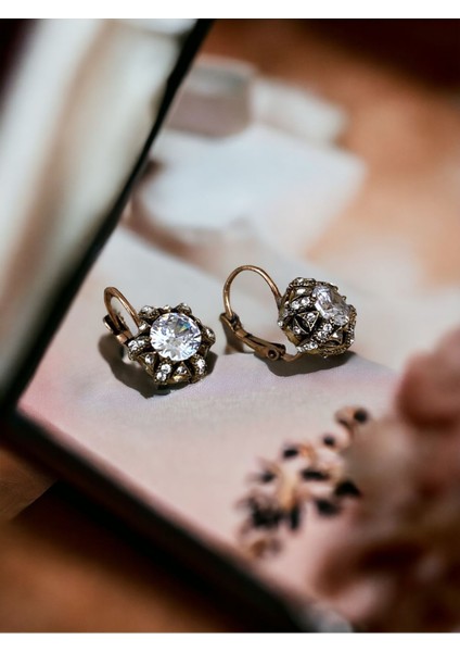 Kristal Taşlı Elmas Montür Küpe modelleri