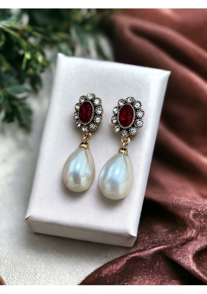 Oval Kristal Taşlı İnci Küpe