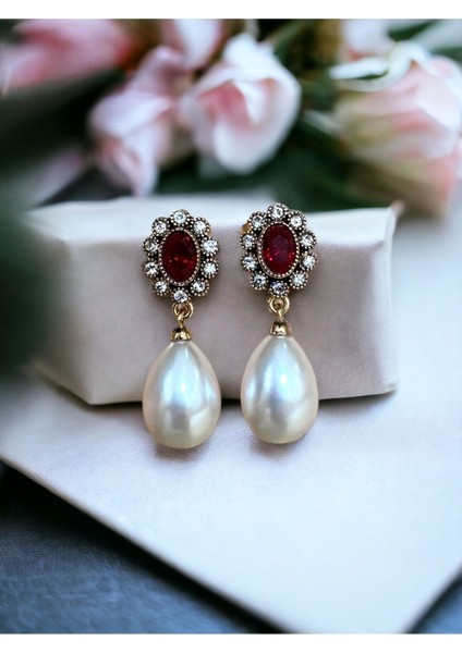 Oval Kristal Taşlı İnci Küpe modelleri