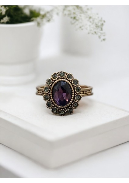 Kristal Taşlı Oval Yüzük fiyatları