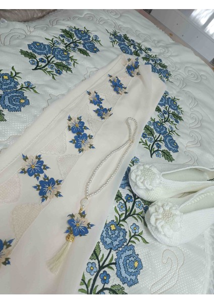 Iğne Oyalı Namaz Örtüsü