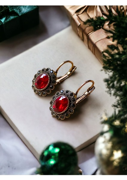 Black Diamond Taşlı Oval Küpe