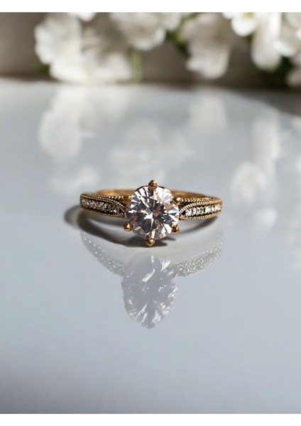 Kristal Taş Işlemeli Tek Taş Yüzük fiyatları