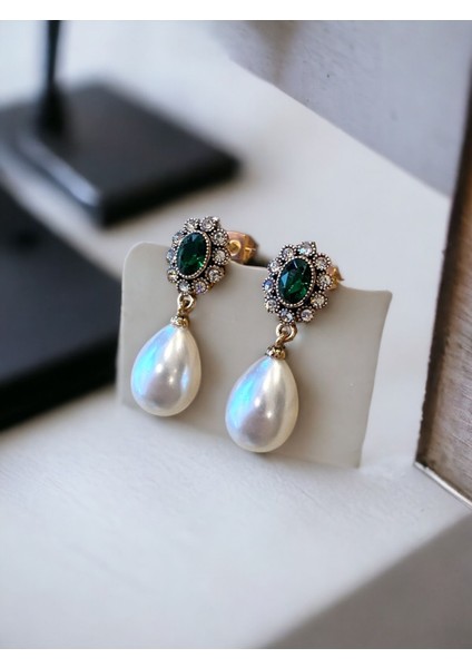 Oval Kristal Taşlı İnci Küpe fiyatları