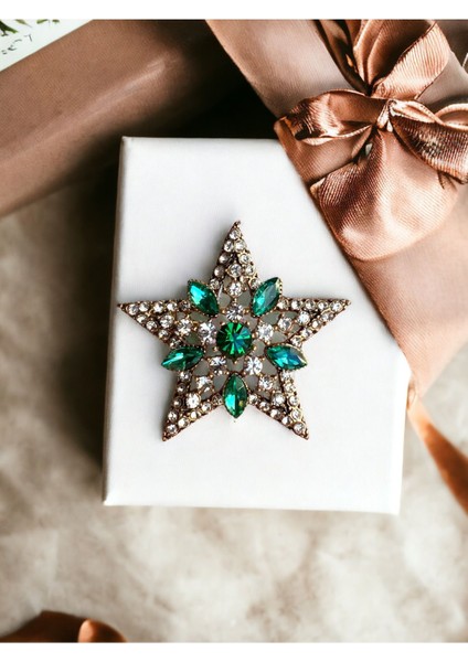 Kristal Taşlı Yıldız Broş