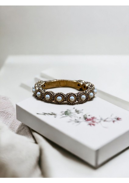 Inci Sıra Su Yolu Yüzük